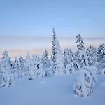 Golden Hill Yllaes, Luxury In Lapland Chalet Äkäslompolo