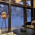 Golden Hill Yllaes, Luxury In Lapland *