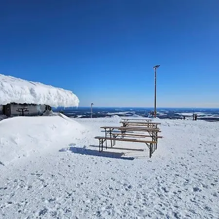 Golden Hill Yllaes, Luxury In Lapland * Akaslompolo